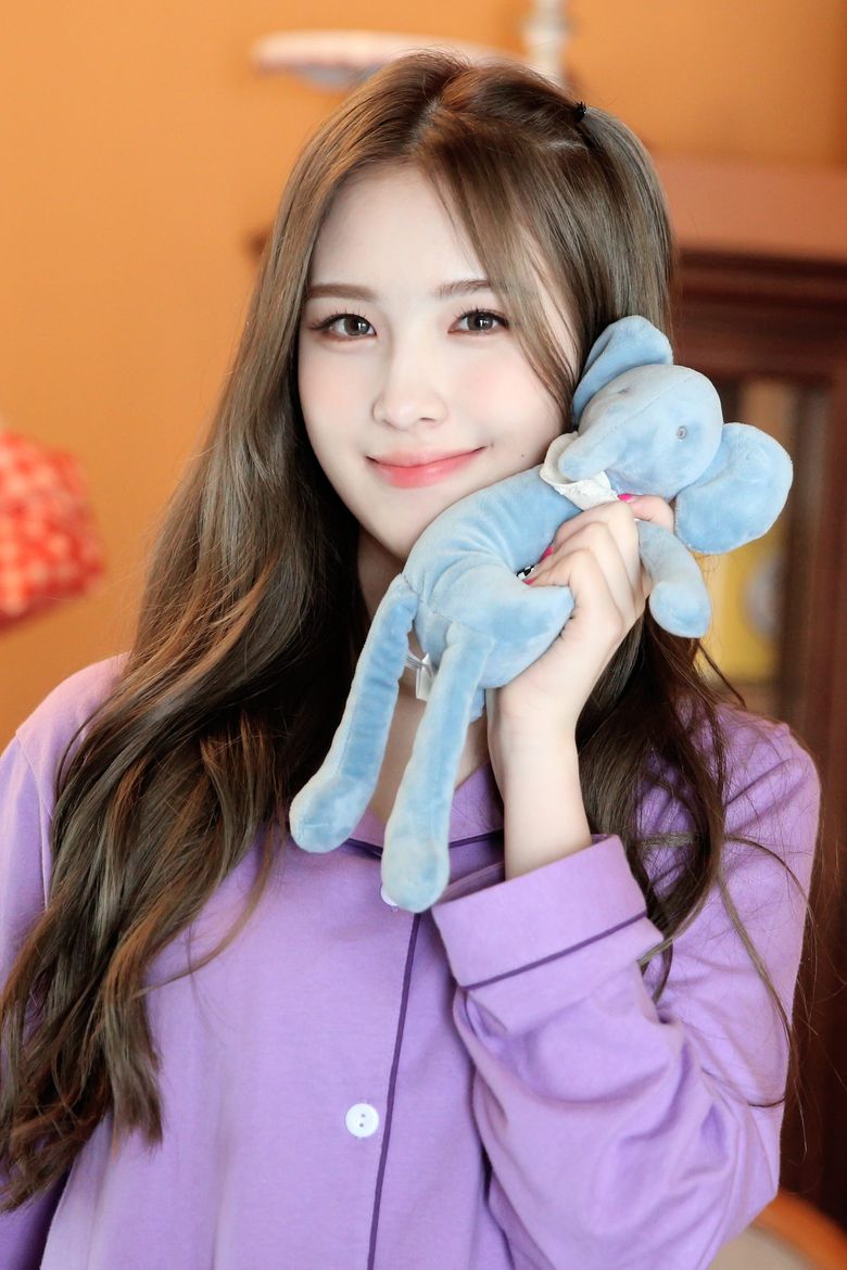 Top 10 Most Beautiful Idols According To Kpopmap Readers (February 2022)