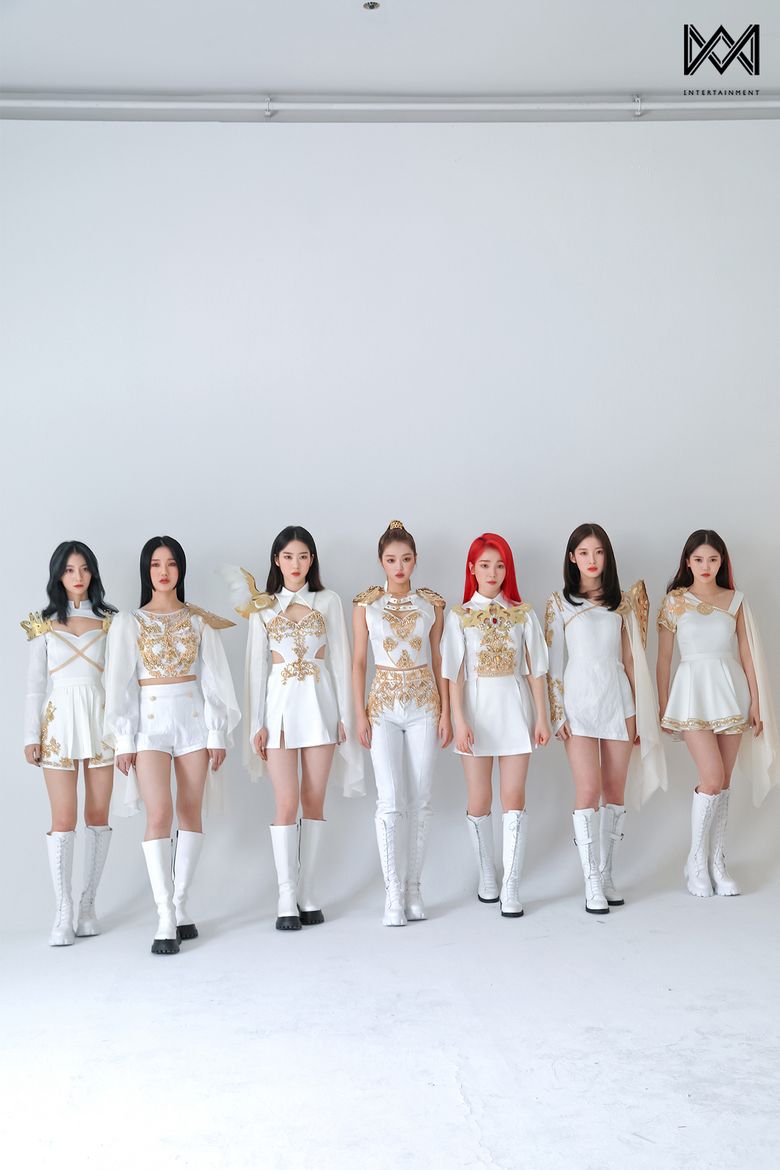 OH MY GIRL, Shooting Of 2022 Season Greeting Behind-the-Scene (White Ver.)