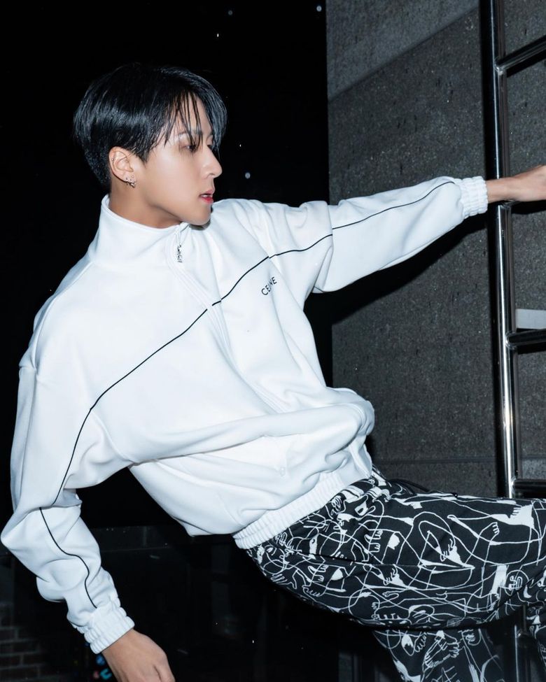 Kpopmap Fan Interview  A Starlight From New Zealand Gushes Over Ravi  His Music  Influence   More - 1