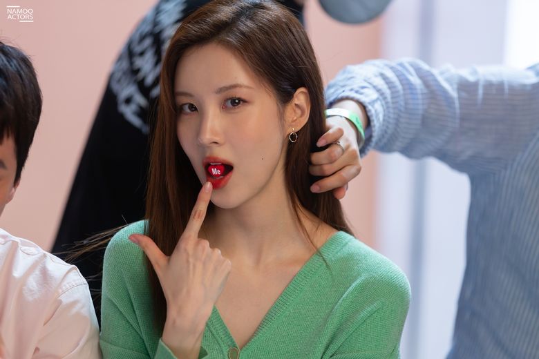 SeoHyun, Drama Poster Shooting Of "Love And Leashes" Behind-the-Scene