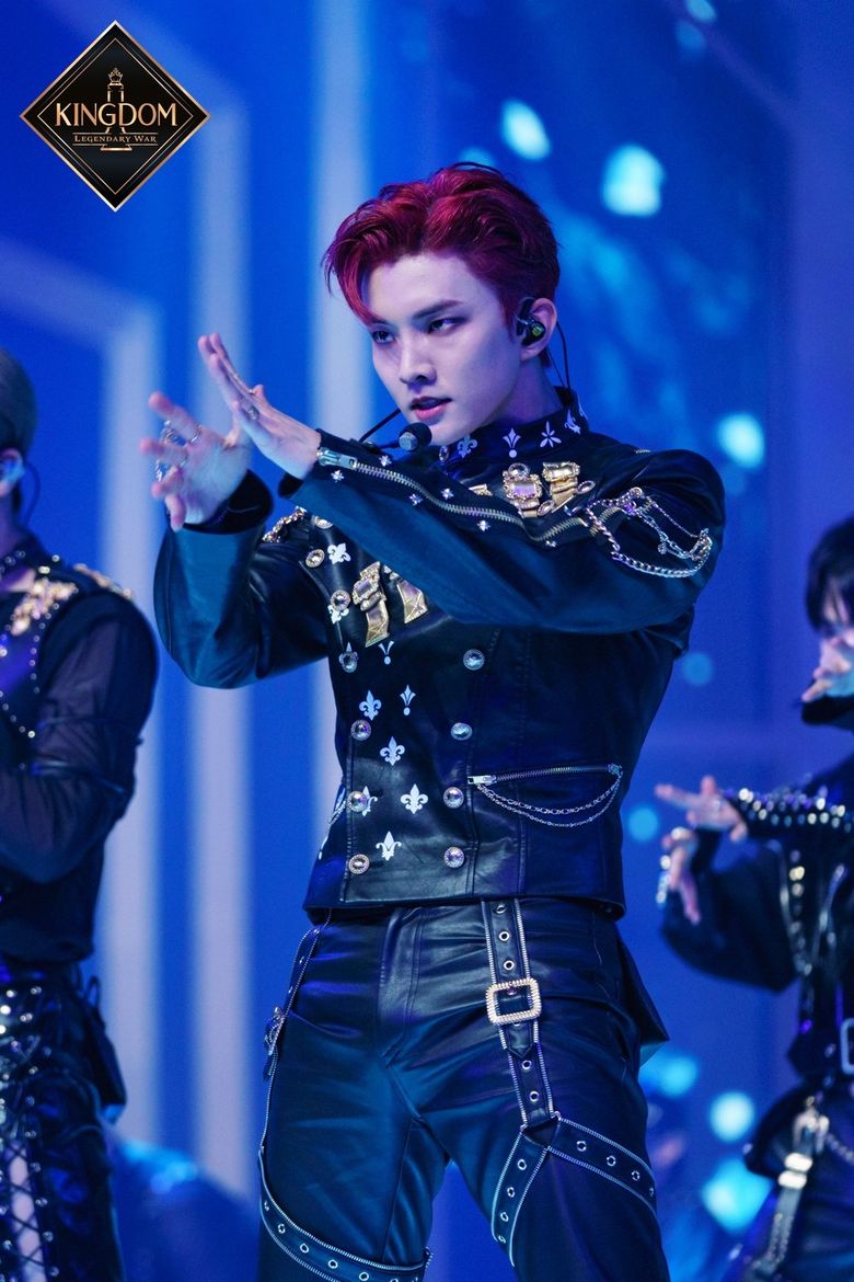  8 Male K-Pop Idols Who Look Flaming Hot In Red Hair (Part 1)