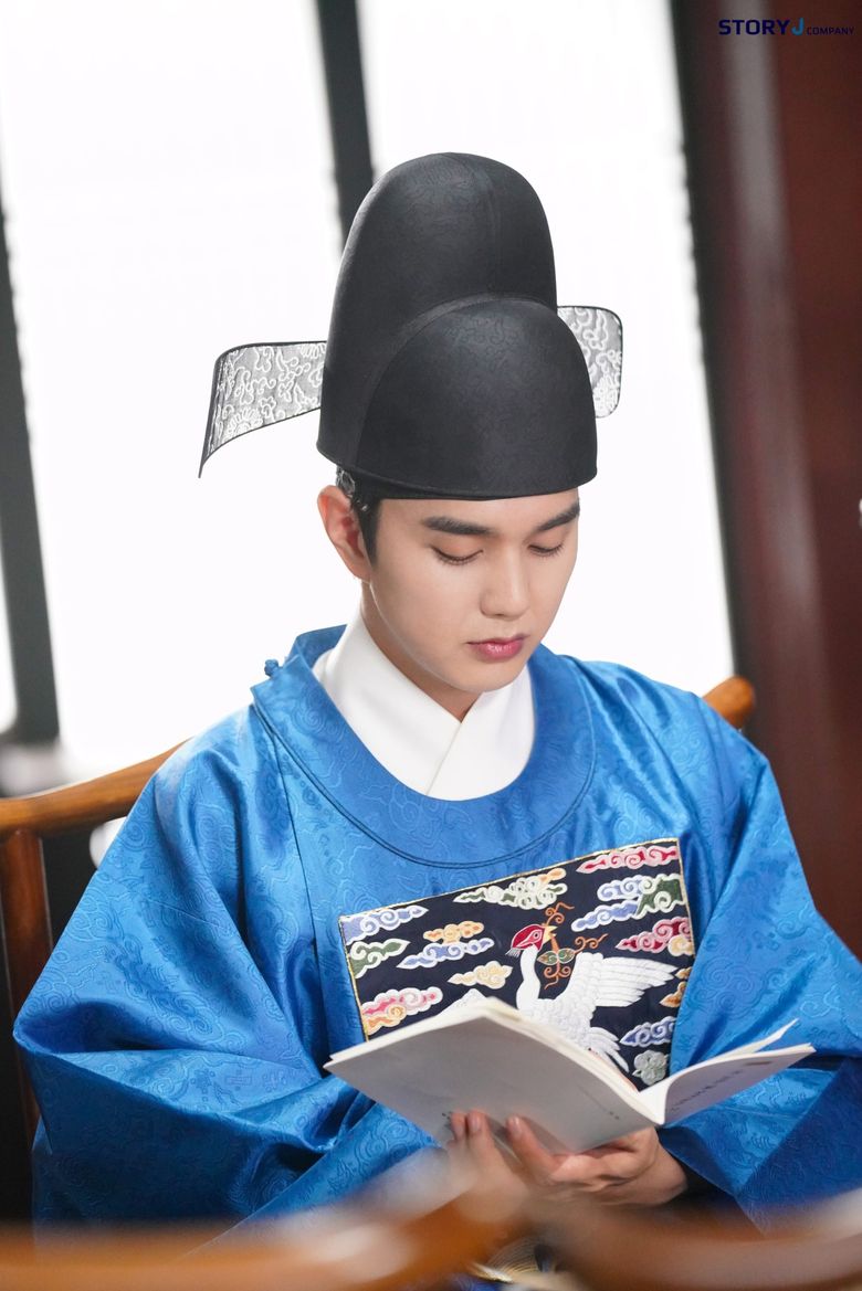 Yoo SeungHo, Drama “Moonshine” Set Behind-the-Scene - Part 3