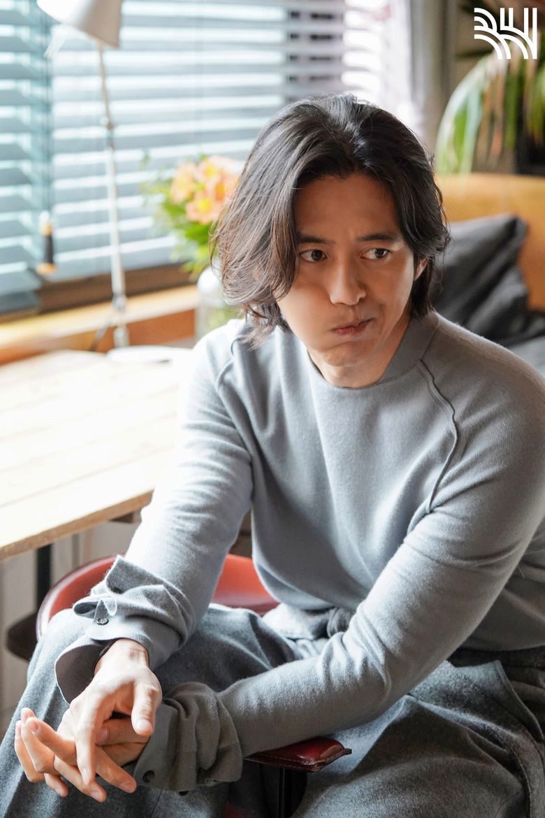 Behind-the-Scenes of New Profile Photography Site of Go Soo