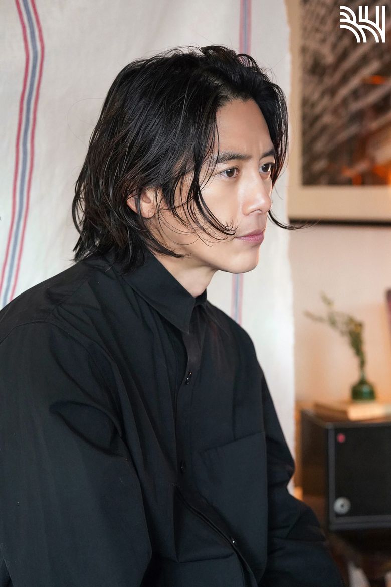 Behind-the-Scenes of New Profile Photography Site of Go Soo