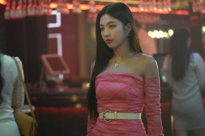  5 Of Our Favorite Fashion Looks Worn By Red Velvet's Joy In "The One And Only" And Where You Can Find Them