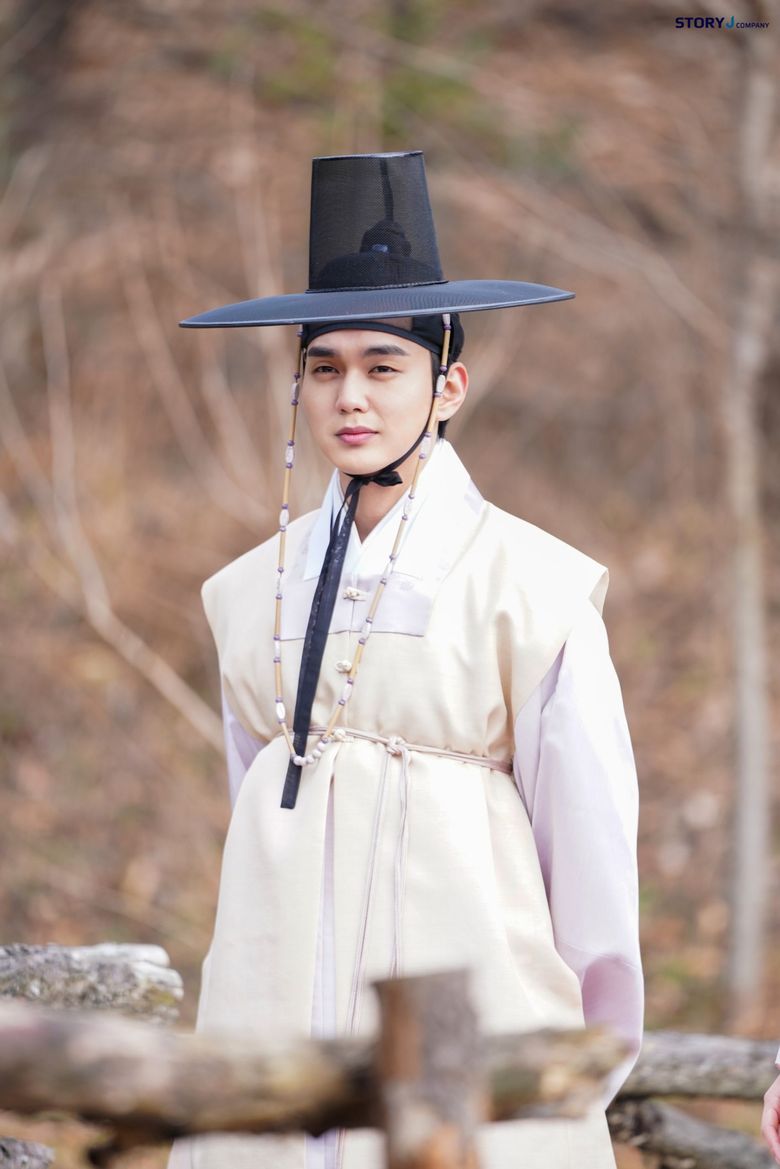 Yoo SeungHo, Drama "Moonshine" Set Behind-The-Scene - Part 4