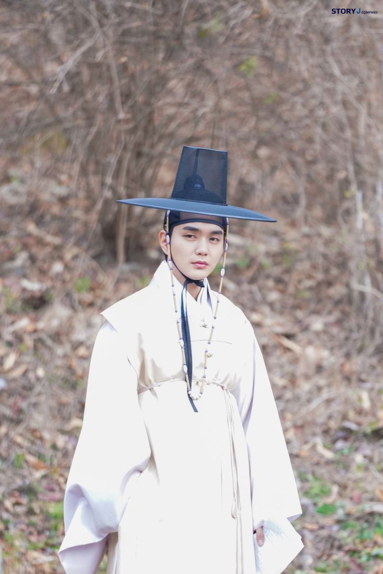 Yoo SeungHo, Drama "Moonshine" Set Behind-The-Scene - Part 4