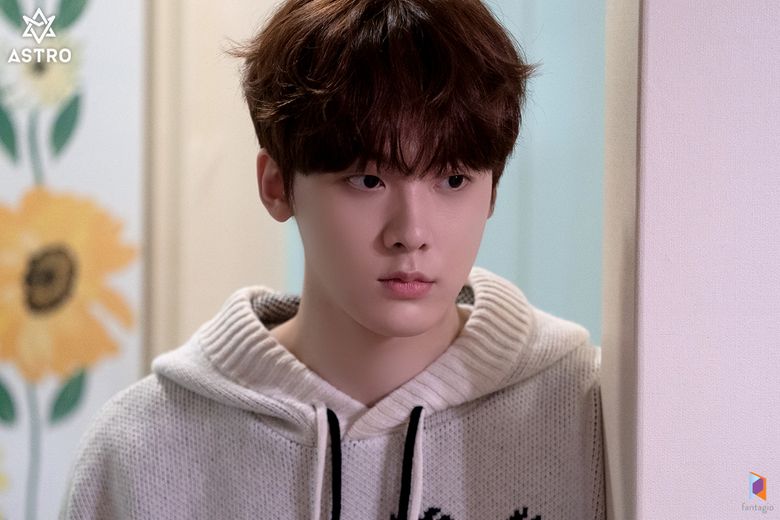 ASTRO's Yoon SanHa Drama "Crazy Love" Set Behind-the-Secen