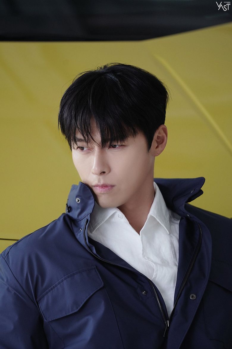 Hyun Bin, Photoshoot Behind-the-Scene - Part 1