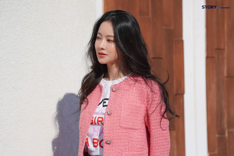 Oh YeonSeo, PhotoShoot Behind-the-Scene