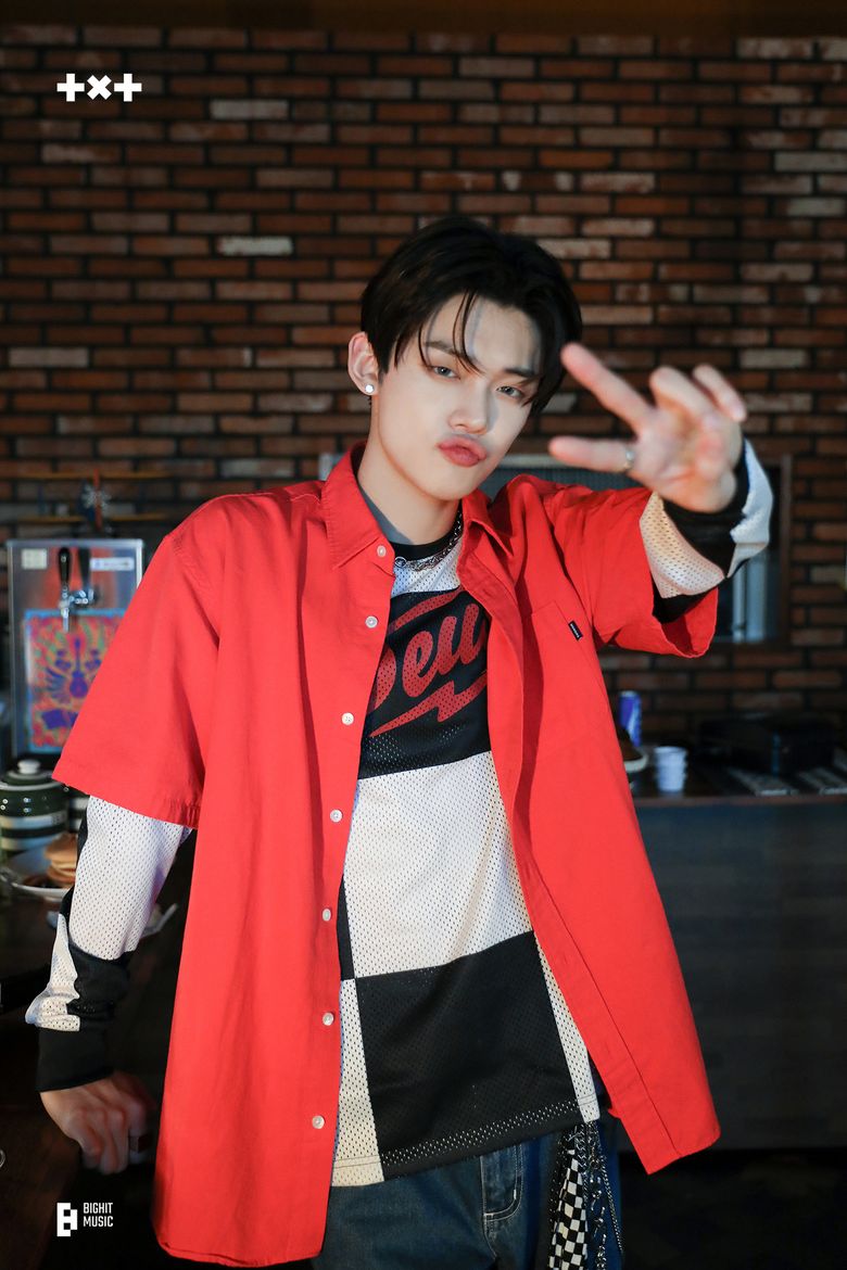 TXT Shooting '2022 DECO KIT' Set Behind-The-Scene