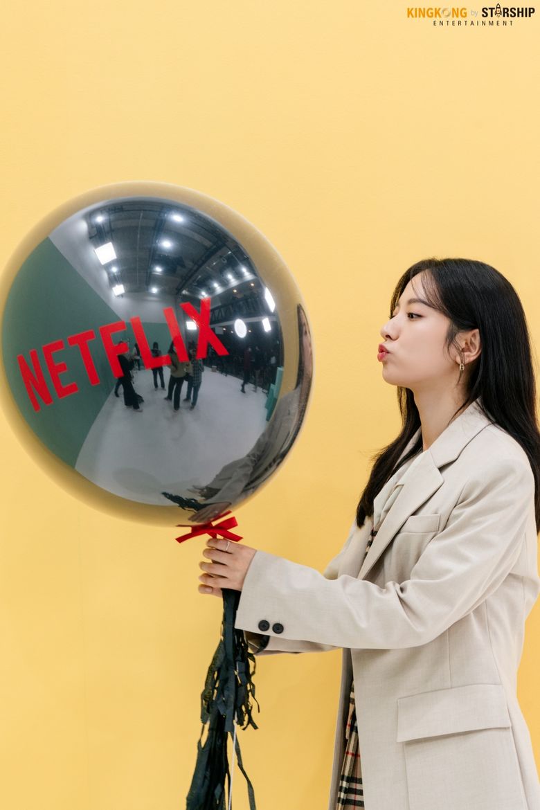 WJSN's Bona, Netflix X The Swoon Interview Behind-the-Scene Part 2