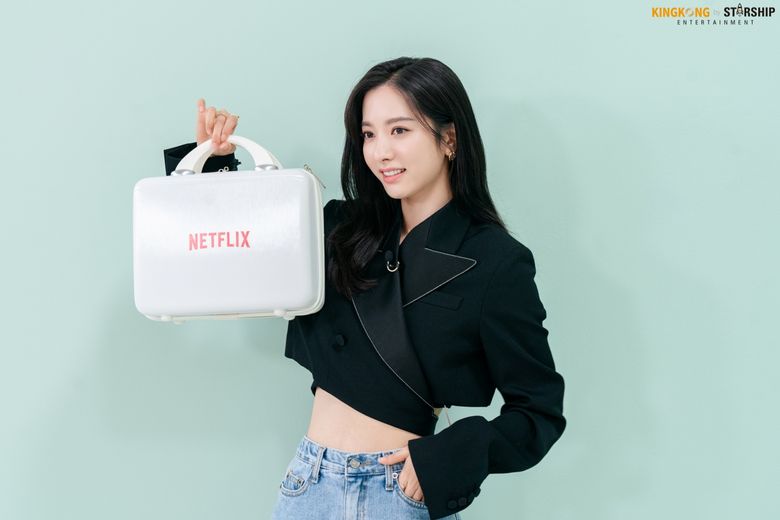 WJSN's Bona, Netflix X The Swoon Interview Behind-the-Scene Part 1