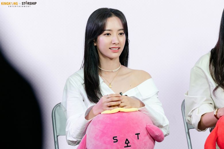 WJSN's Bona, TvN Interview Behind-the-Scene Part 1