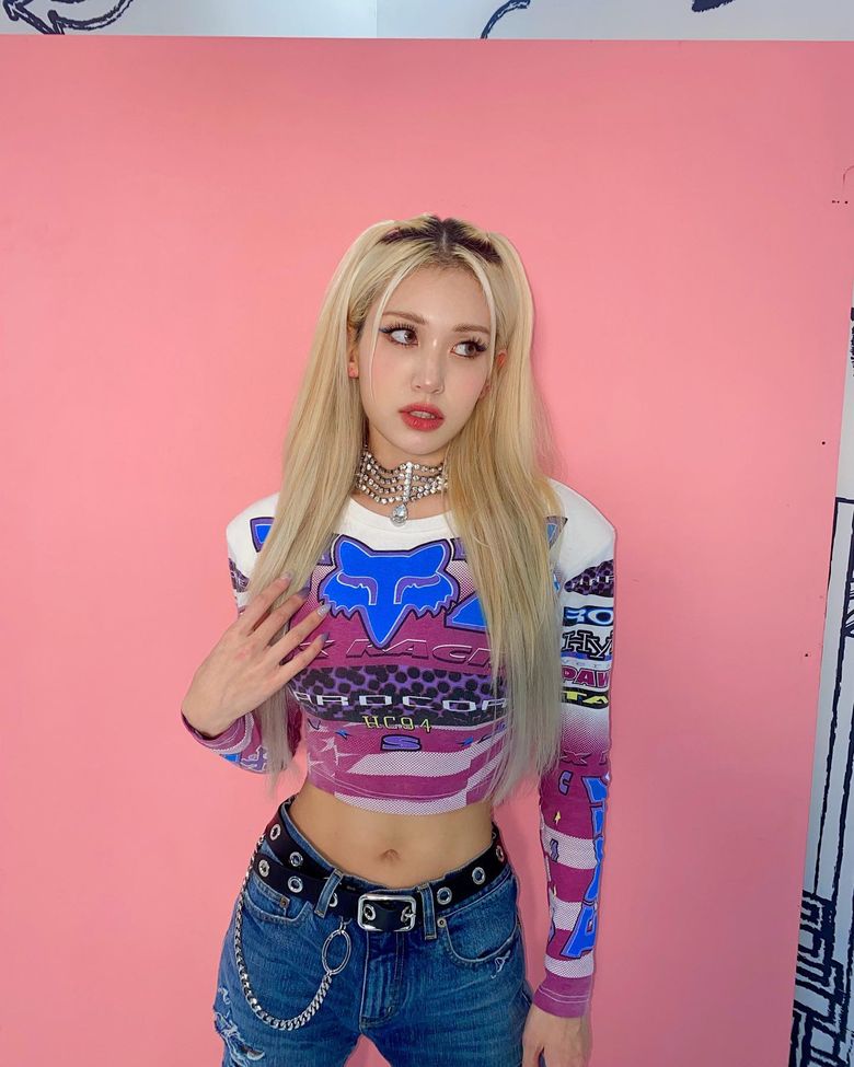  10 Female K-Pop Idols Who Have Barbie-Doll-Like Visuals