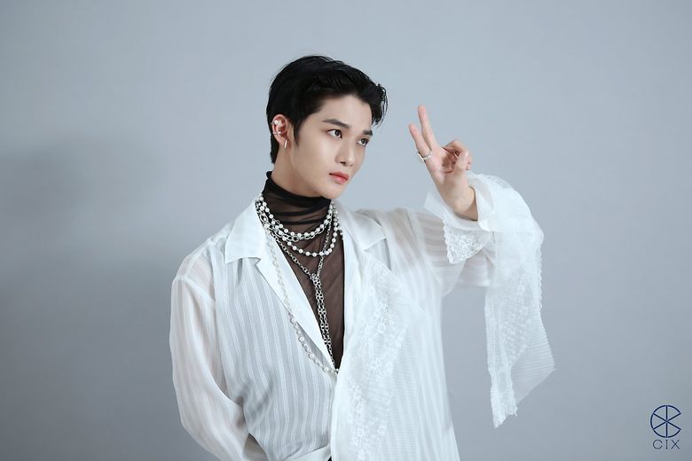 CIX's Bae JinYoung, Poster Shooting For UNIVERSE Behind-the-Scene