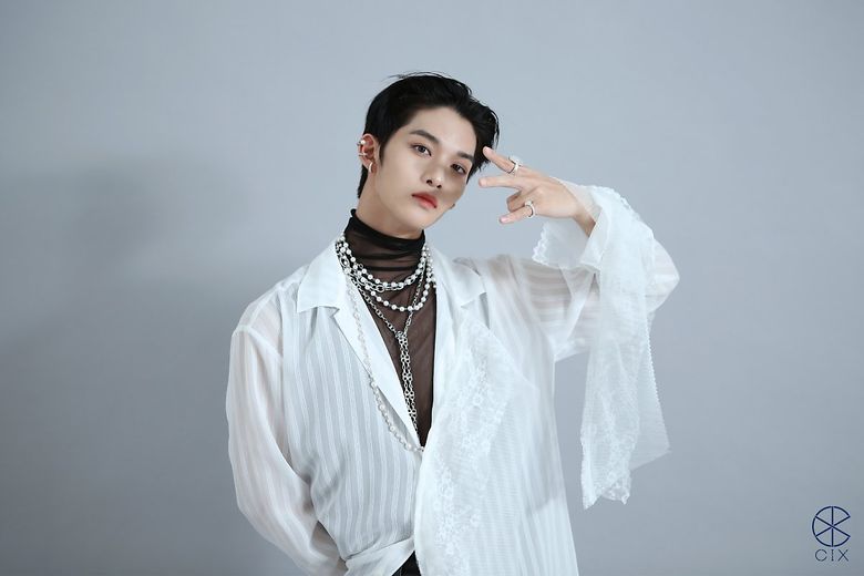 CIX's Bae JinYoung, Poster Shooting For UNIVERSE Behind-the-Scene