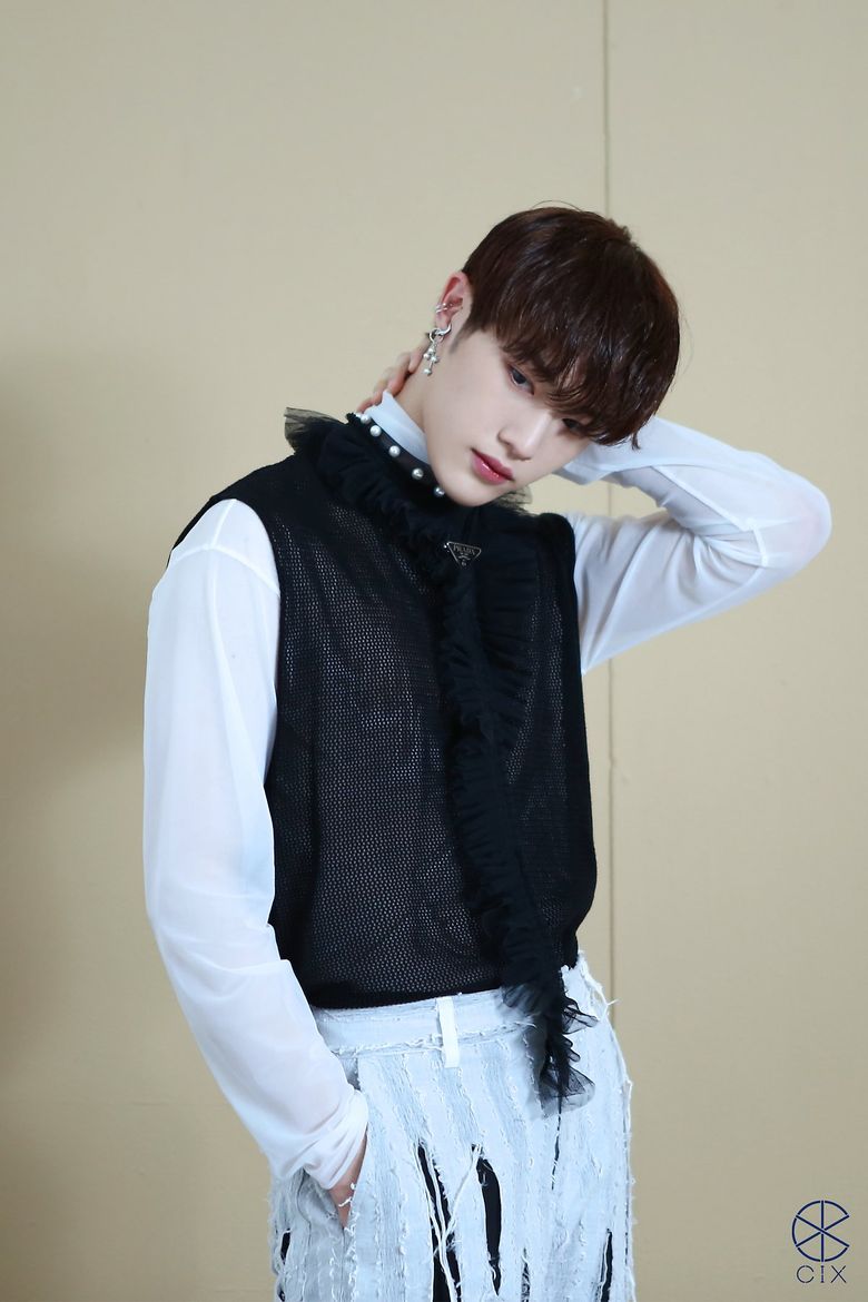 CIX's HyunSuk, Poster Shooting For UNIVERSE Behind-the-Scene