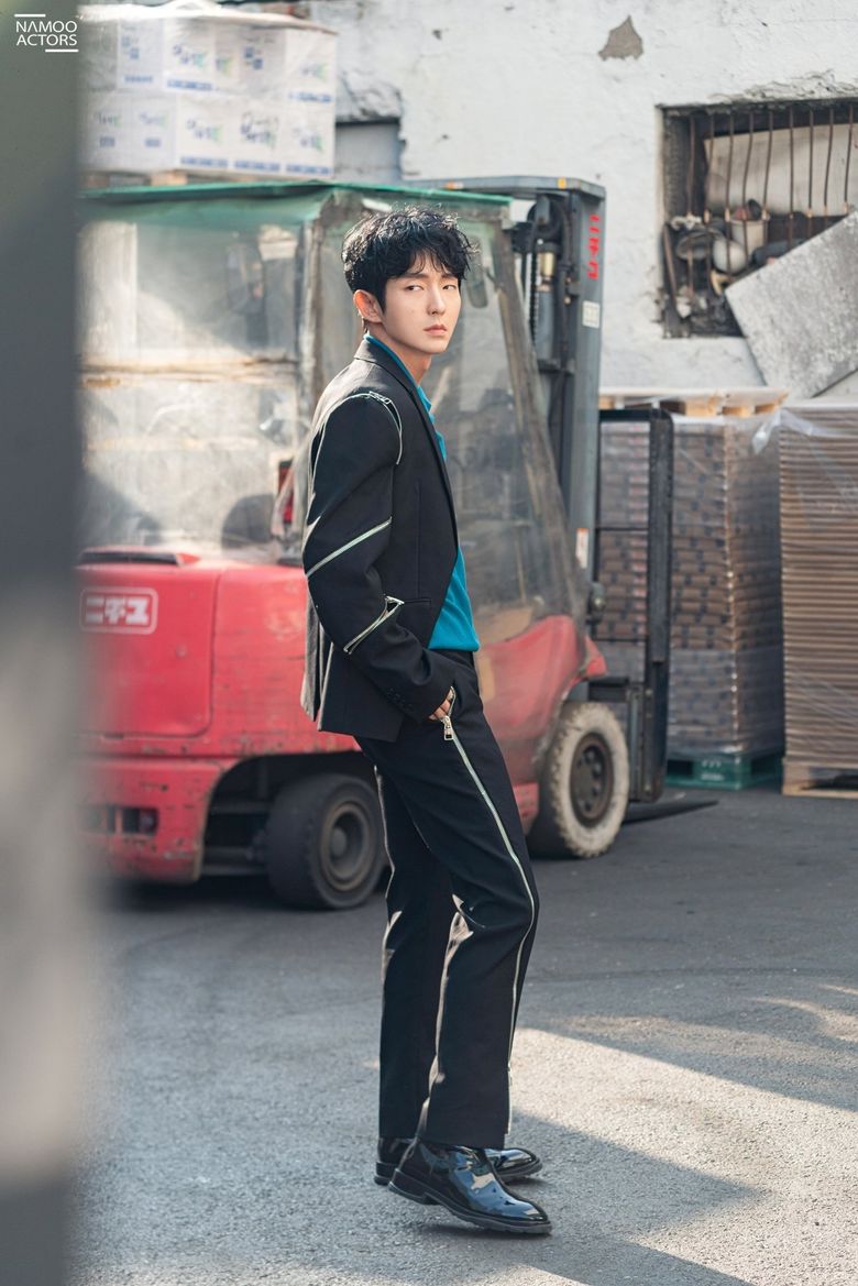 Lee JoonGi, Drama "Again My Life" Set Behind-the-Scene Part 1