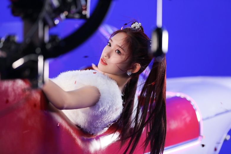 IVE, Shooting 2nd Single Album "LOVE DIVE" Behind-the-Scene