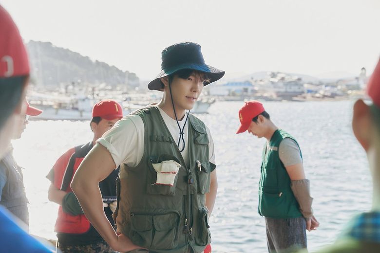 Kim WooBin, Drama "Our Blues" Set Behind-the-Scene