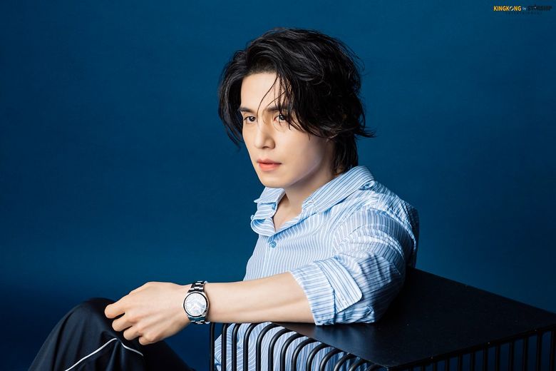 Lee DongWook For ARENA Magazine Behind-the-Scene Part 2