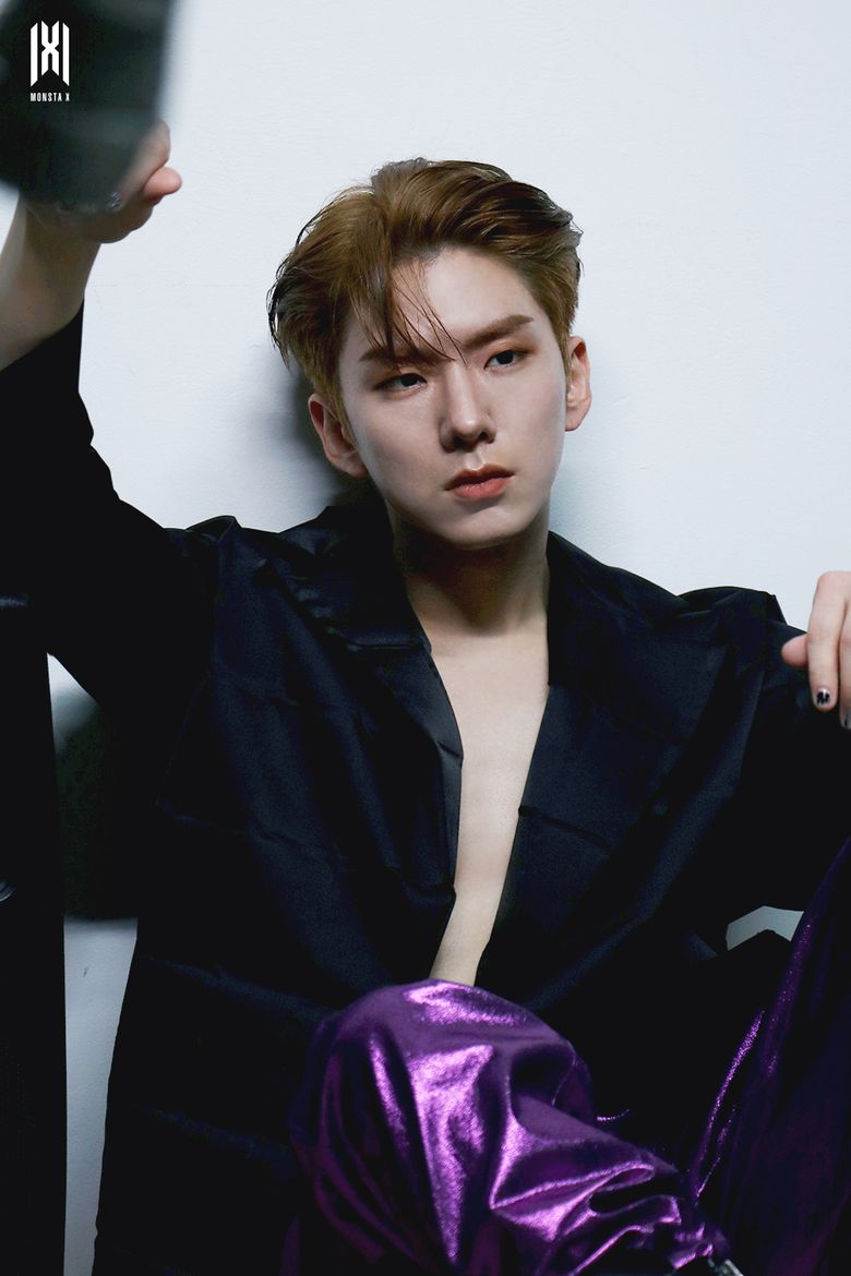 MONSTA X's KiHyun For COSMOPOLITAN KOREA Magazine Set Behind-the-Scene