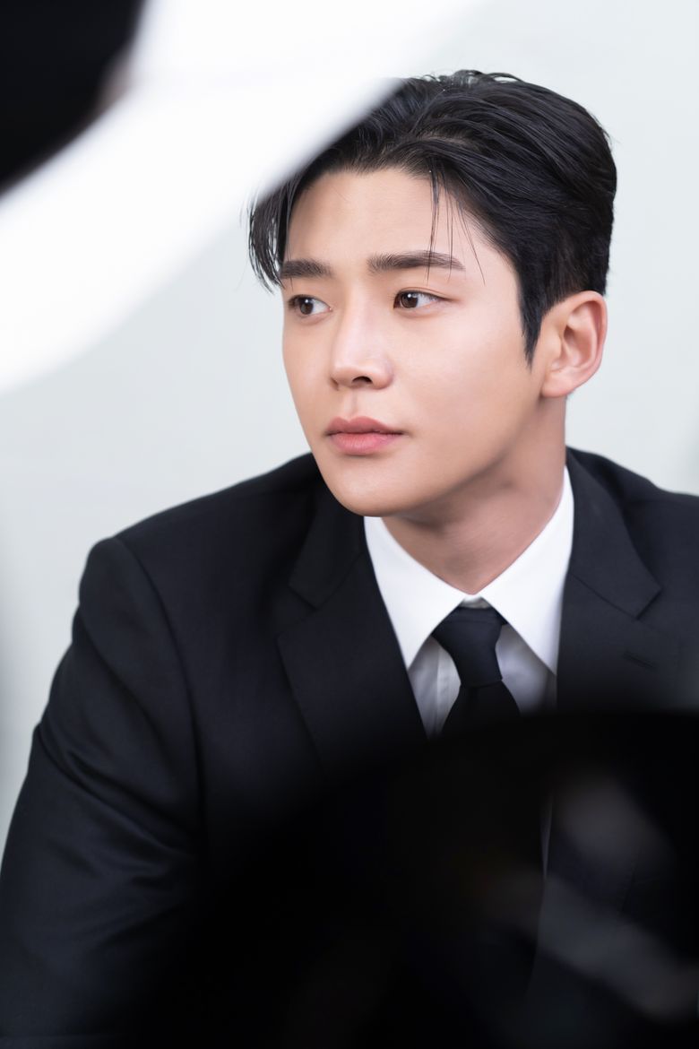 SF9's RoWoon, Drama "Tomorrow" Set Behind-the-Scene