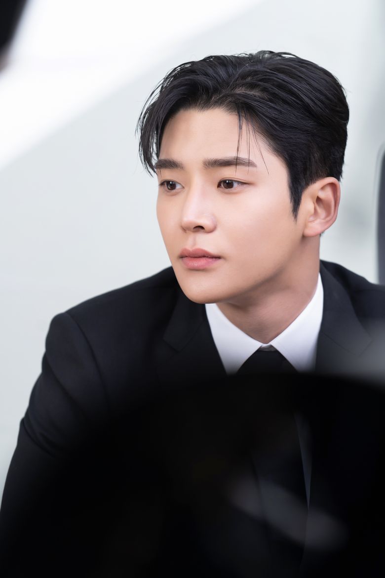 SF9's RoWoon, Drama "Tomorrow" Set Behind-the-Scene