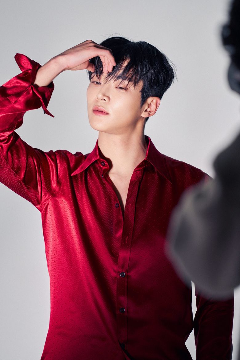 SF9's RoWoon For W Korea Magazine April Issue Set Behind-the-Scene