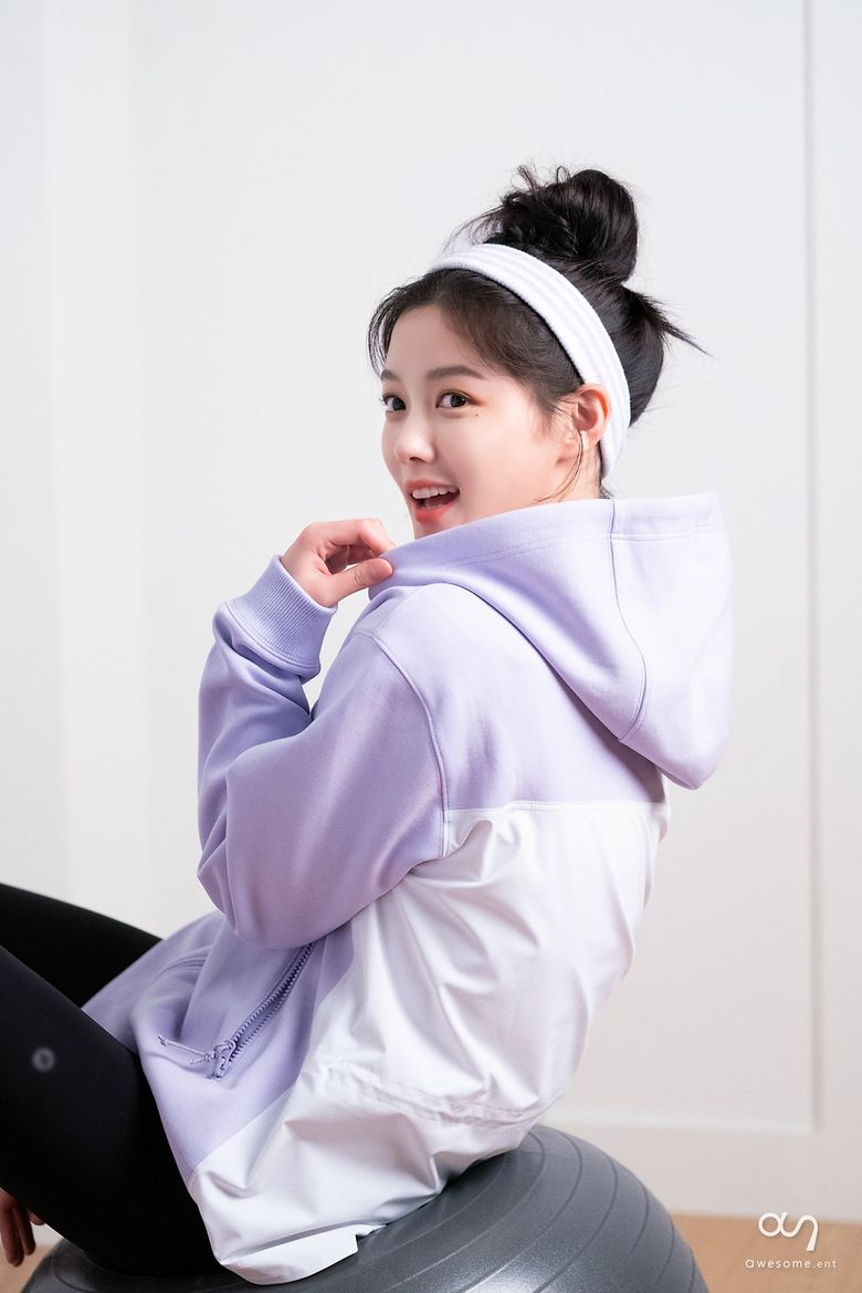 Girl Crush: Kim YooJung Lives Up To Her Name's Meaning With Her Fairy-Like Charm