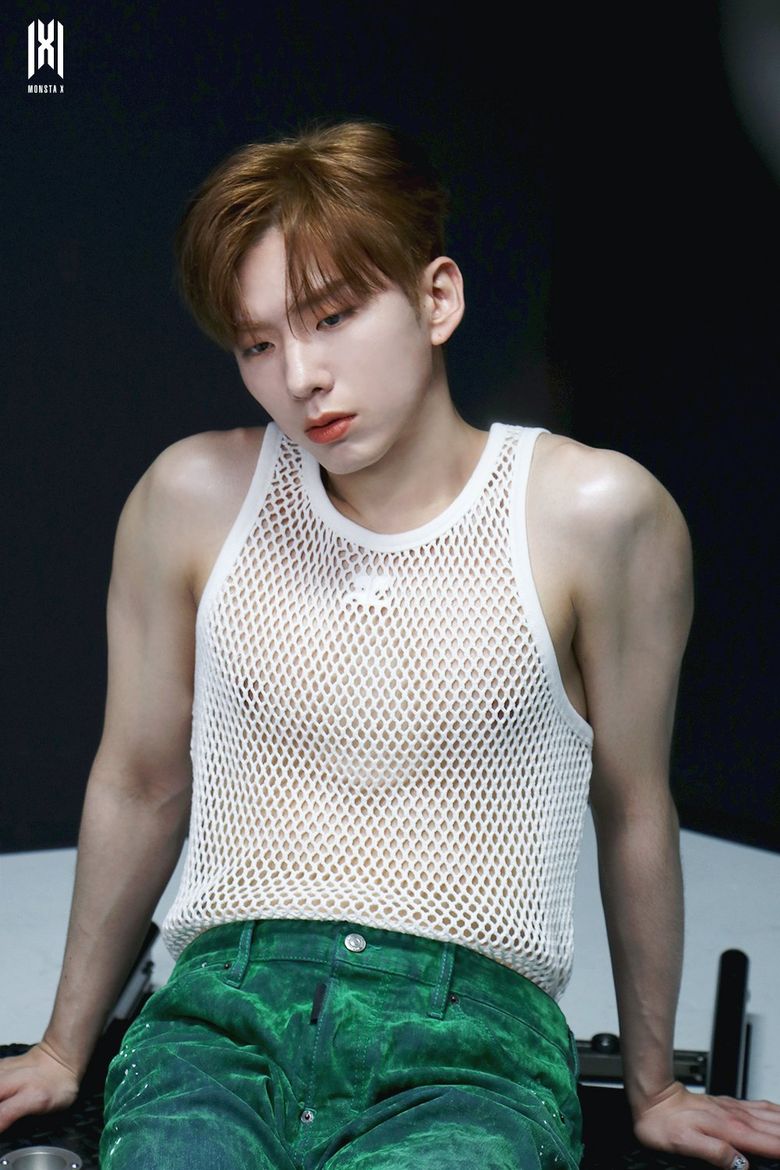 MONSTA X s KiHyun Looks Absolutely Stunning In These Recent Photoshoots For Cosmopolitan Magazine  - 14