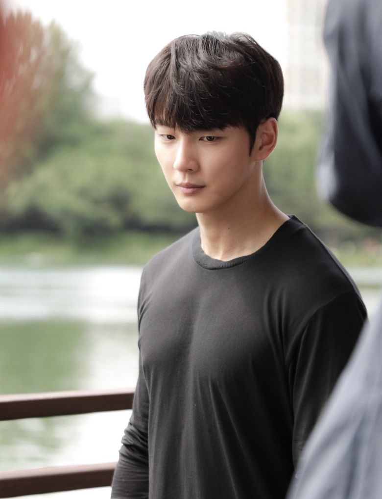 4 Reasons Why We Are Into K Drama Actor Yoon ShiYoon - 64