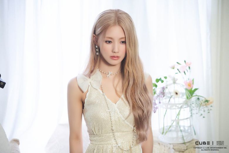 (G)I-DLE's MiYeon, Filming 'Drive' MV Set Behind-the-Scene Part 3