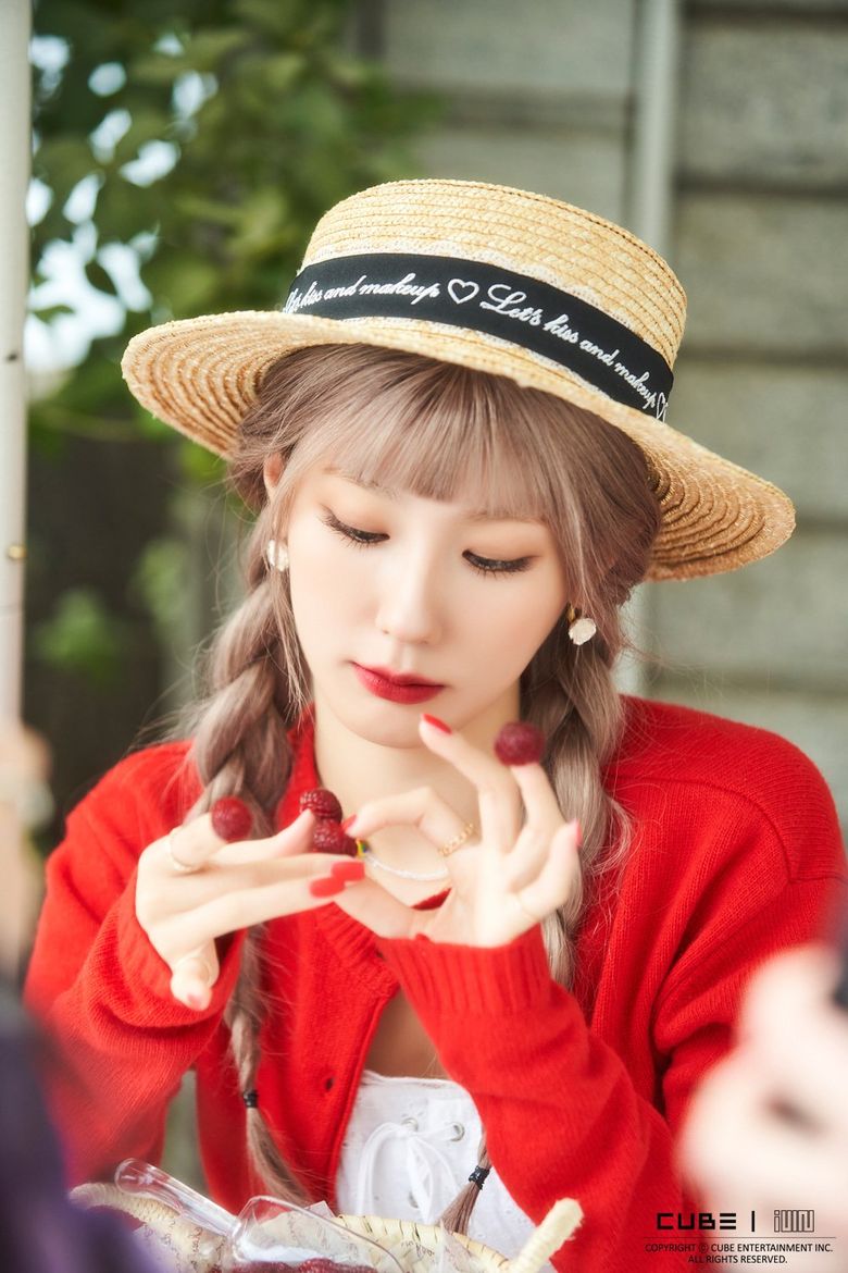 (G)I-DLE's MiYeon, Shooting for 1st Mini Album MY Behind-the-Scene Part 2