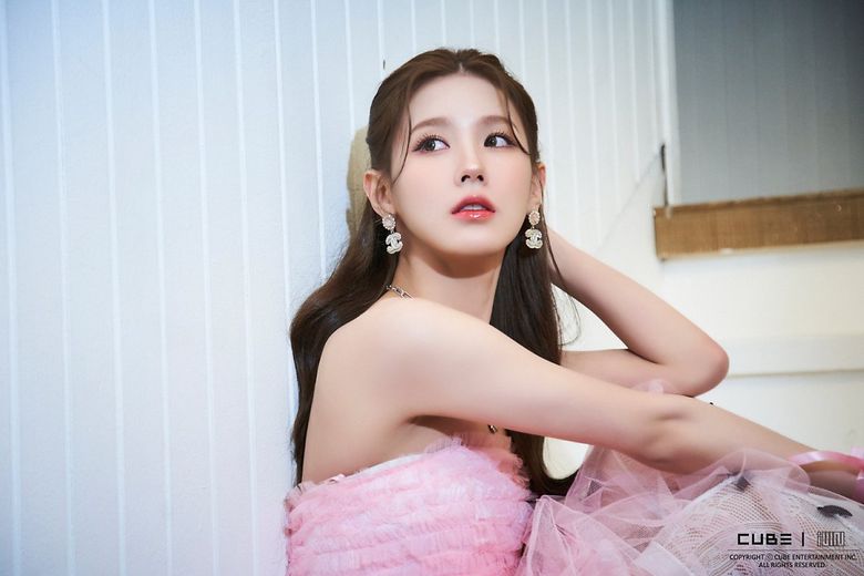 (G)I-DLE's MiYeon, Shooting for 1st Mini Album MY Behind-the-Scene Part 3