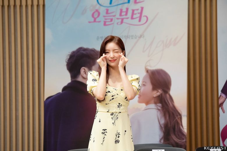 Hong JiYoon, Drama "Woori The Virgin" Set Behind-the-Scene