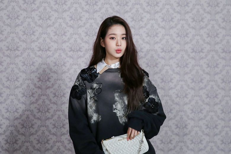 IVE's Jang WonYoung For Y Magazine Behind-the-Scene Part 1