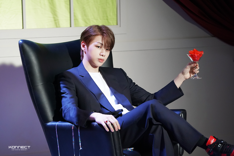 Kang Daniel, Shooting for 1st Full Album "The Story" Behind-the-Scene