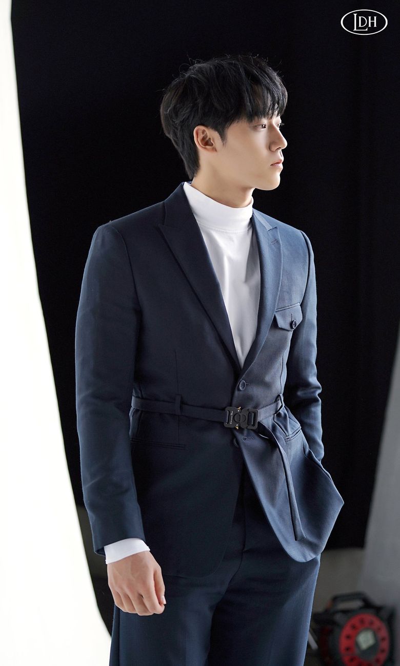 Lee DoHyun For BAZZAR MAN-Taiwan Magazine March 2022 N.o. 385 Cover Behind-the-Scene Part 1