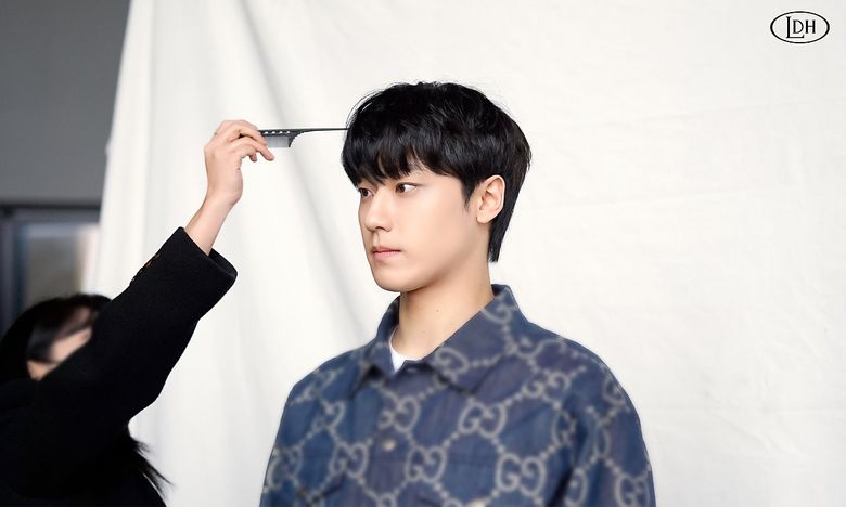 Lee DoHyun For BAZZAR MAN-Taiwan Magazine March 2022 N.o. 385 Cover Behind-the-Scene Part 1