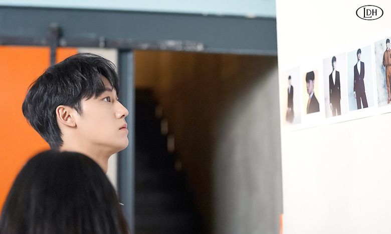 Lee DoHyun For BAZZAR MAN-Taiwan Magazine March 2022 N.o. 385 Cover Behind-the-Scene Part 2