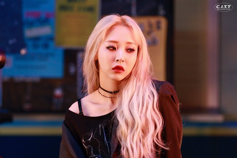 MAMAMOO's MoonByul, Filming 'C.I.T.T (Cheese in the Trap)' MV Behind-the-Scene Part 2