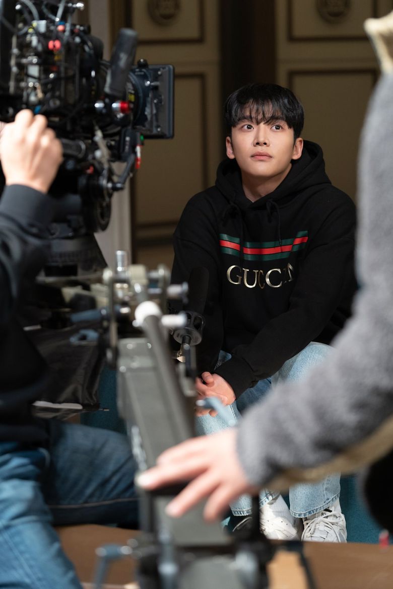 SF9's RoWoon, Drama "Tomorrow" Set Behind-the-Scene Part 1