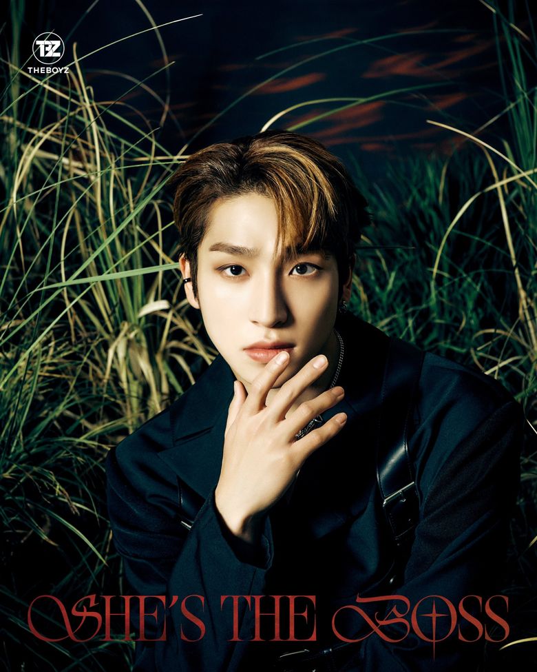 THE BOYZ Japan Mimi Album "SHE'S THE BOSS" Concept Photo #Toxic Love Ver.