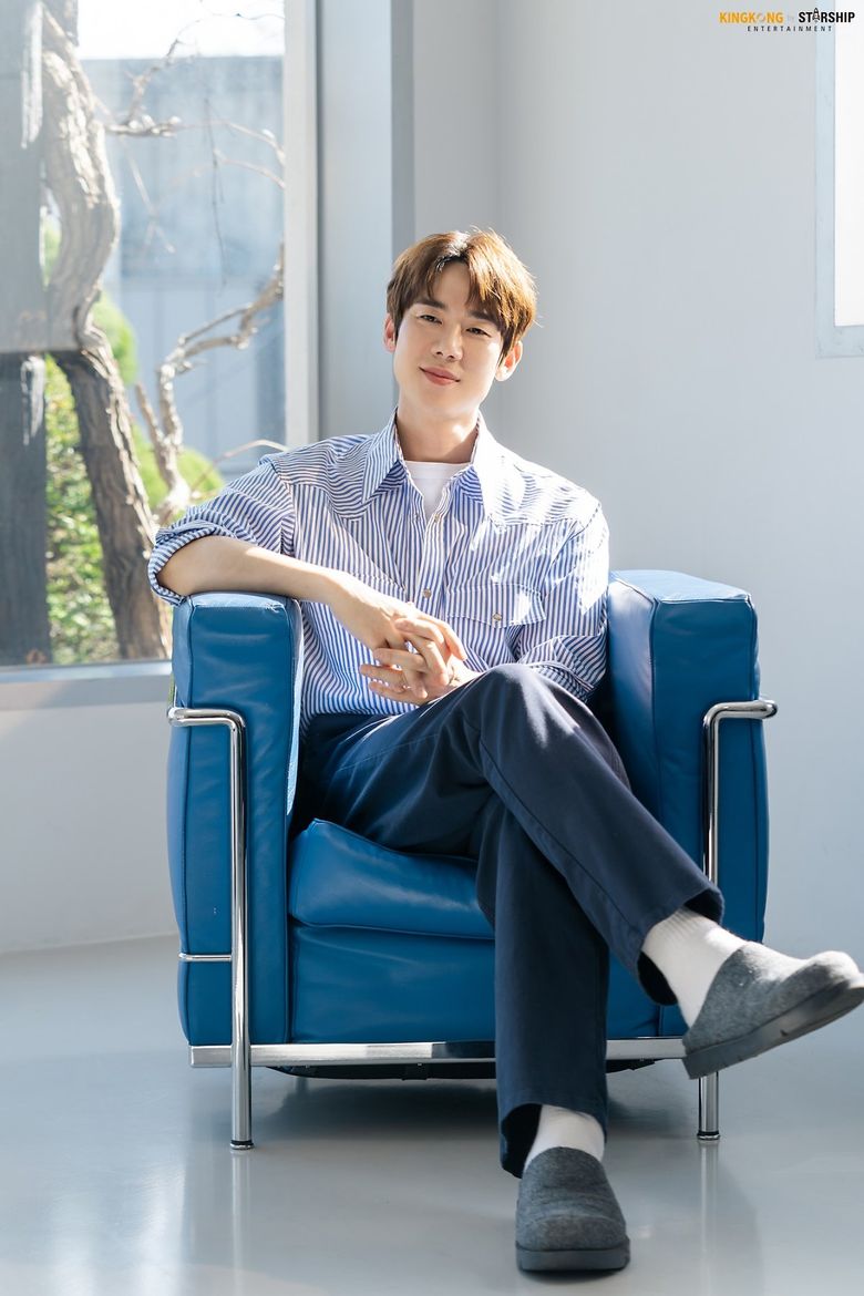 Yoo YeonSeok For ARENA Magazine Set Behind-the-Scene