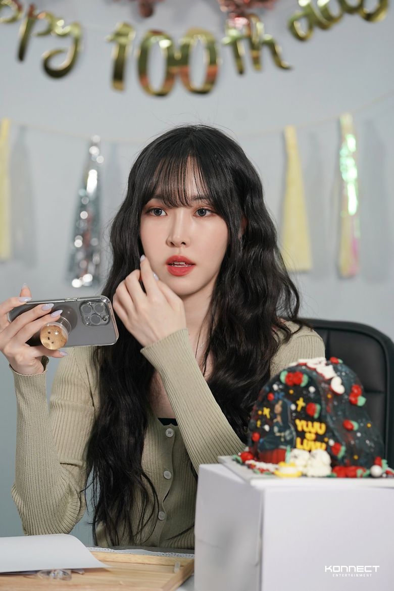 YuJu, Solo Debut 100 Days Live Behind-the-Scene