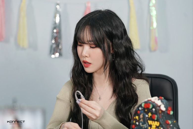 YuJu, Solo Debut 100 Days Live Behind-the-Scene