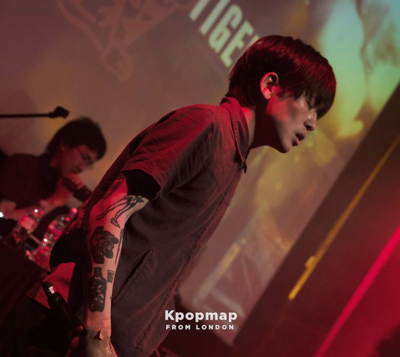 Exclusive Photos  K Music Showcase With Balming Tiger And SE SO NEON  - 12