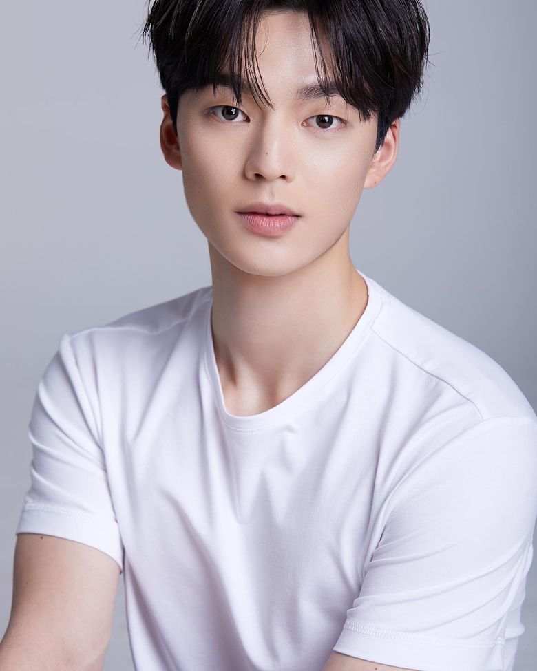 Find Out About Rookie Actor Han HyeonJun Starring In The "Love Class" BL Web Drama Who's Acted In The "Please Tell Me So" BL Film